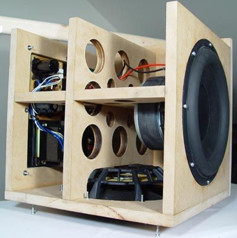 Amateur loudspeaker builders