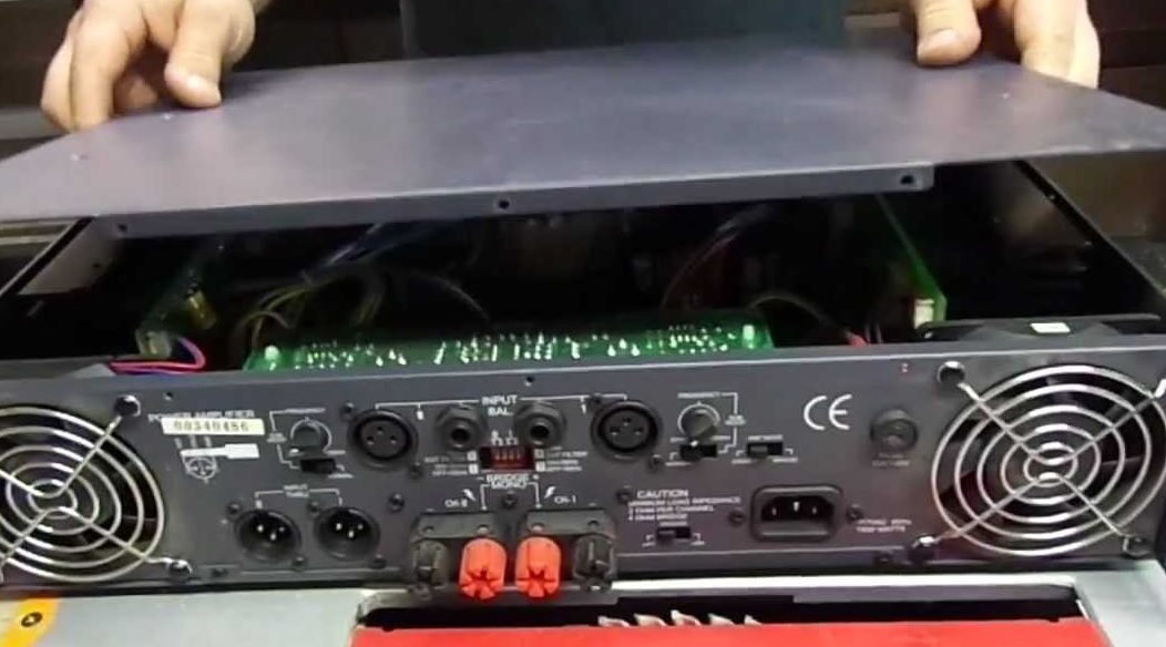 600 watts power amplifier using transistor - Electronics Help Care